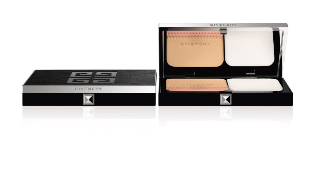 Teint Couture Compact, Givenchy.