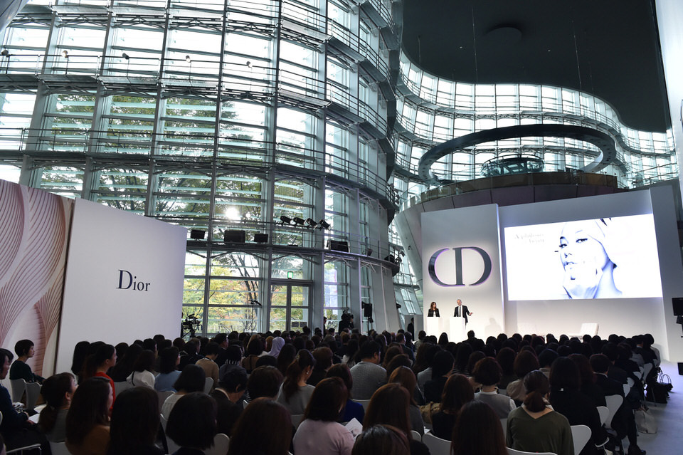 Simposio de Dior en Tokio.