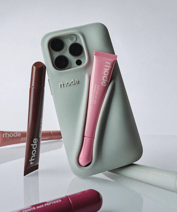 Elf Beauty compra Rhode, la marca cosmética de Hailey Bieber, por 1.000 millones de dólares